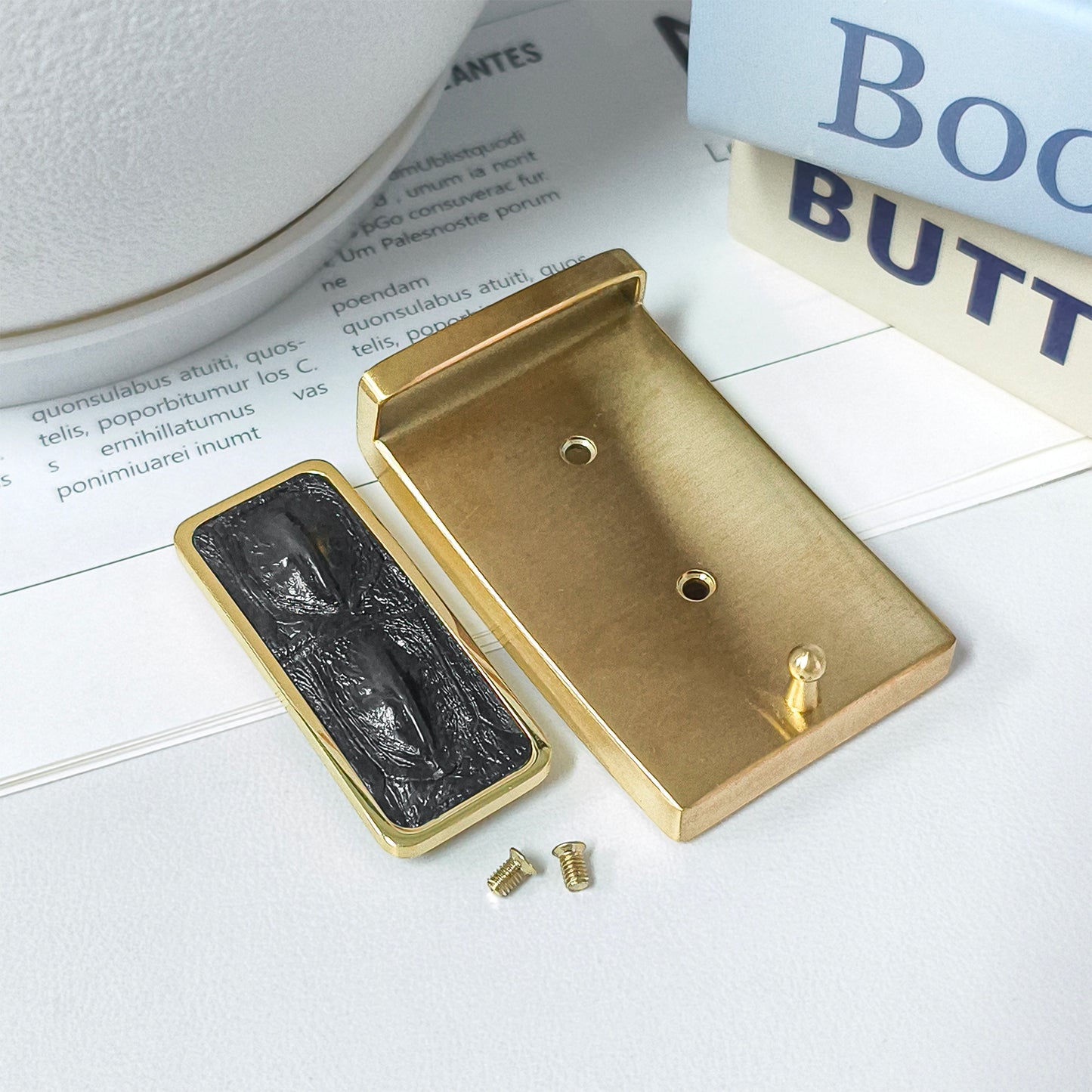 Matching Tone Alligator Inlay Metal Pin Belt Buckle, 6 Style Combinations