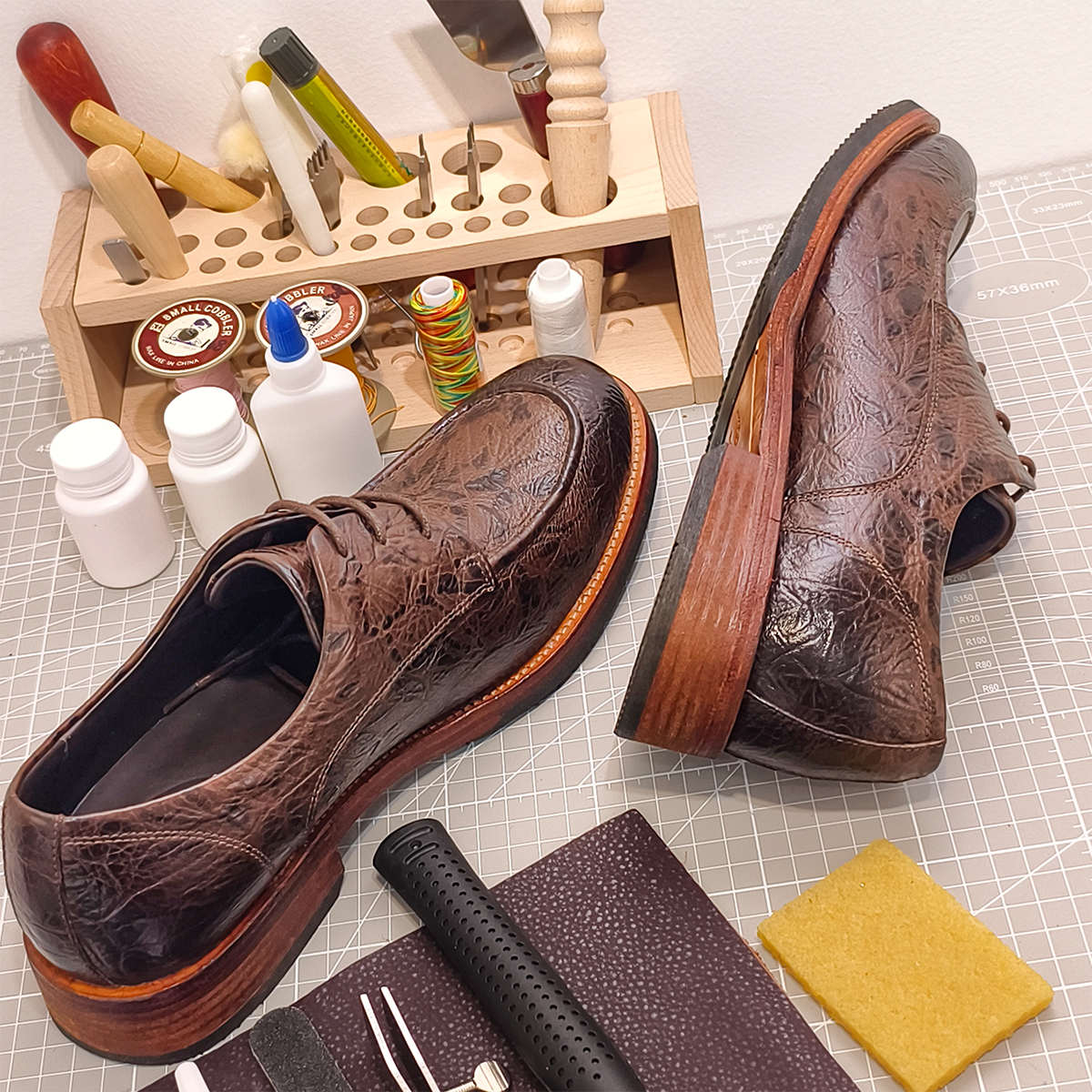 Handmade Genuine Bison Leather Oxford Shoes, Dark Brown Textured