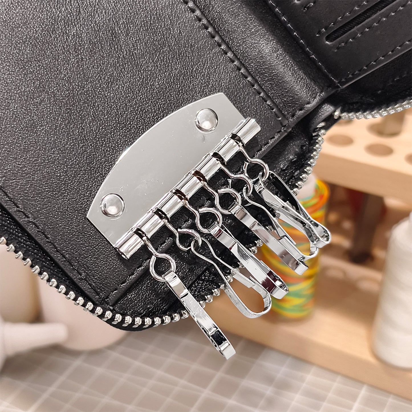 Handmade Genuine Alligator Leather Card & Keys Wallet Case : Glossy Black with Built-in Hooks