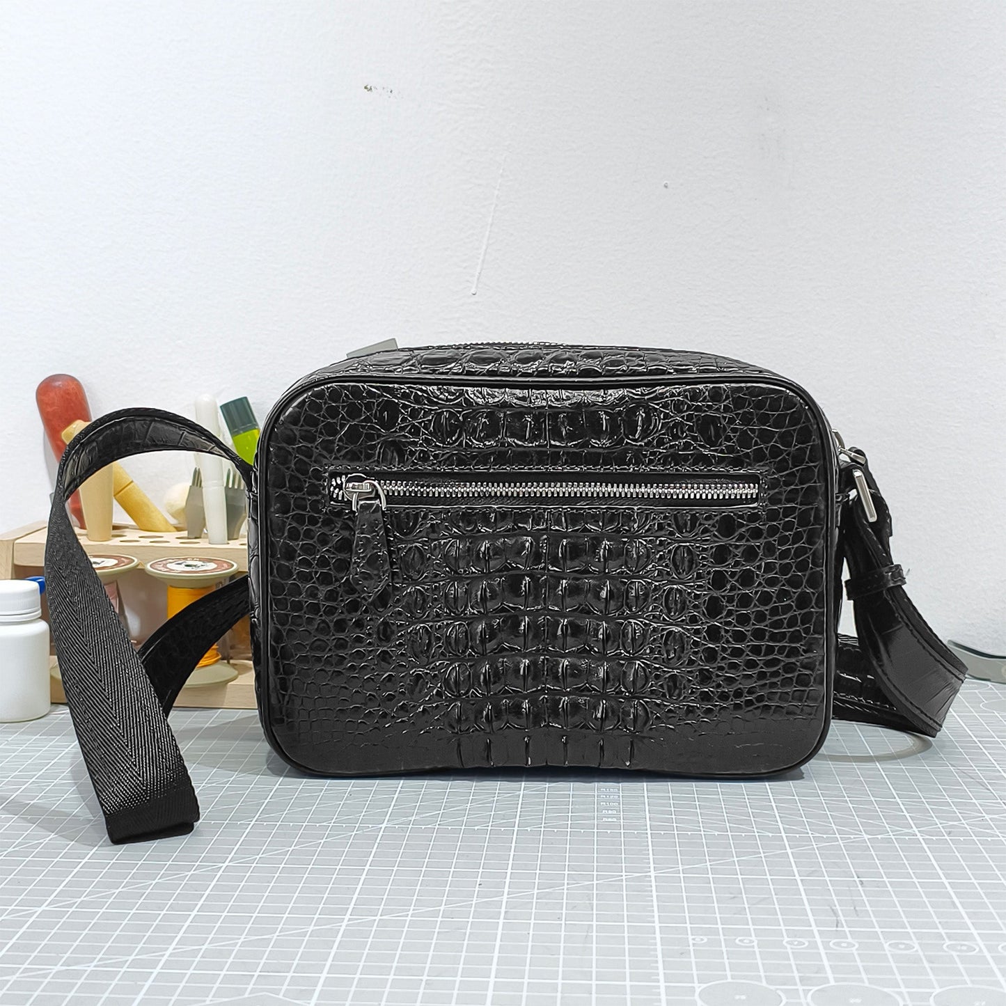 Handmade Genuine Alligator Leather Crossbody Bag, Glossy Black with Silver-Tone Hardware