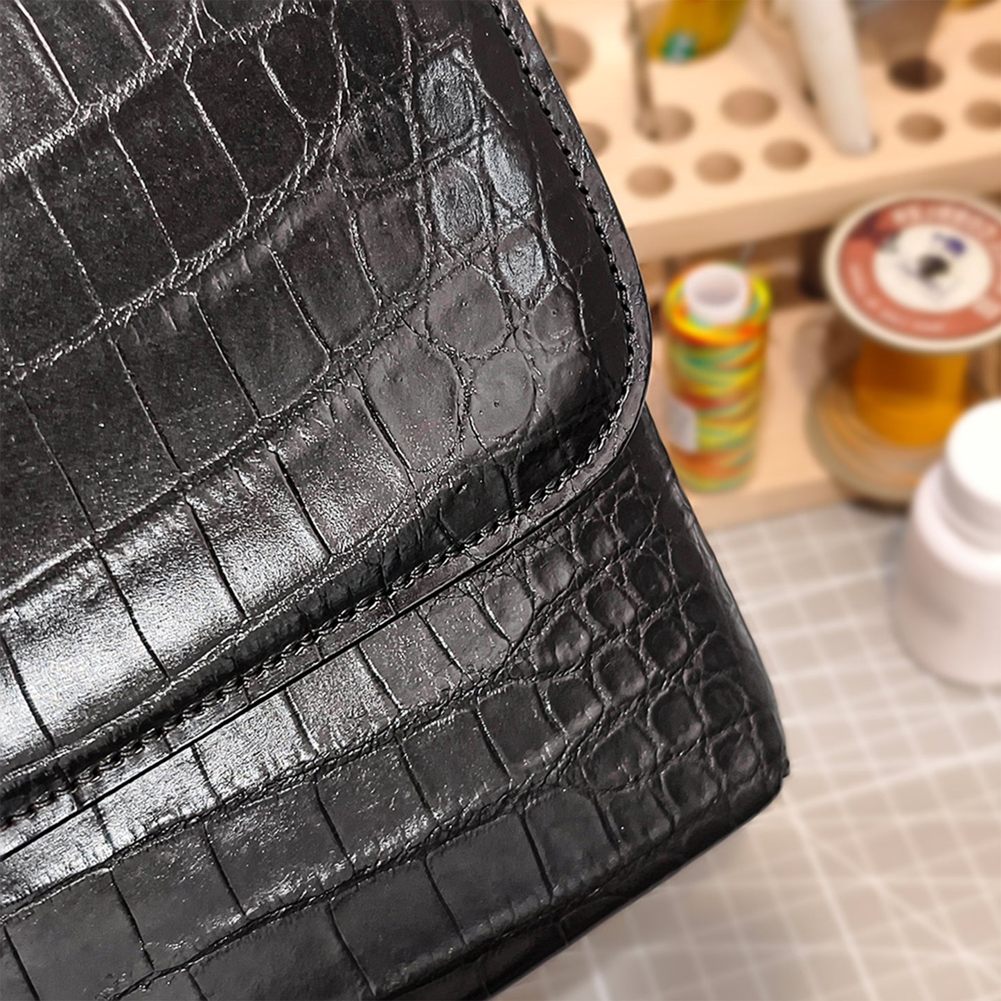 Handmade Genuine Alligator Belly Leather Crossbody Bag, Glossy Black Practical Daily  Essential