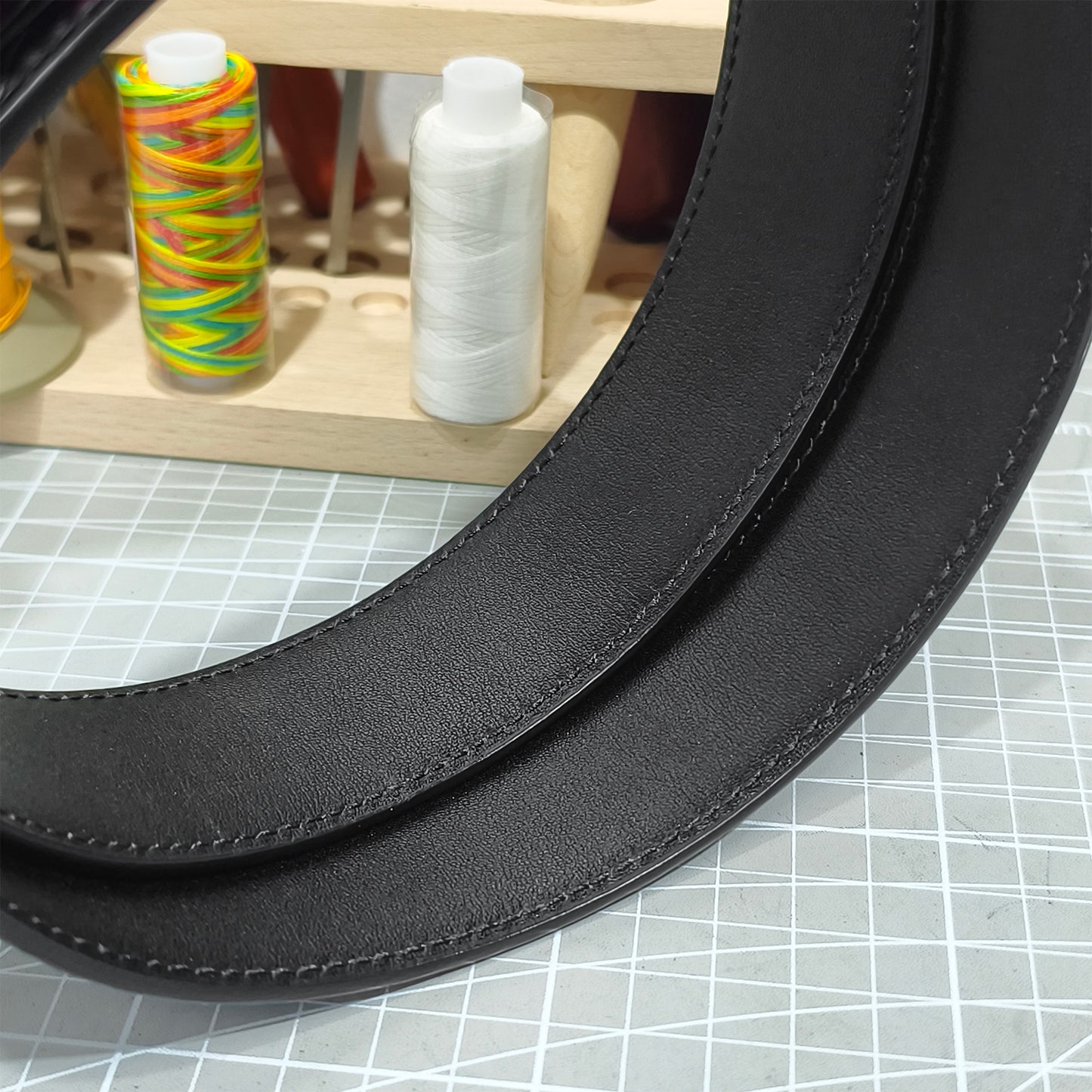 Handmade Genuine Alligator Belly Leather Pin Buckle Belt, Black & Burgundy High-Gloss Texture