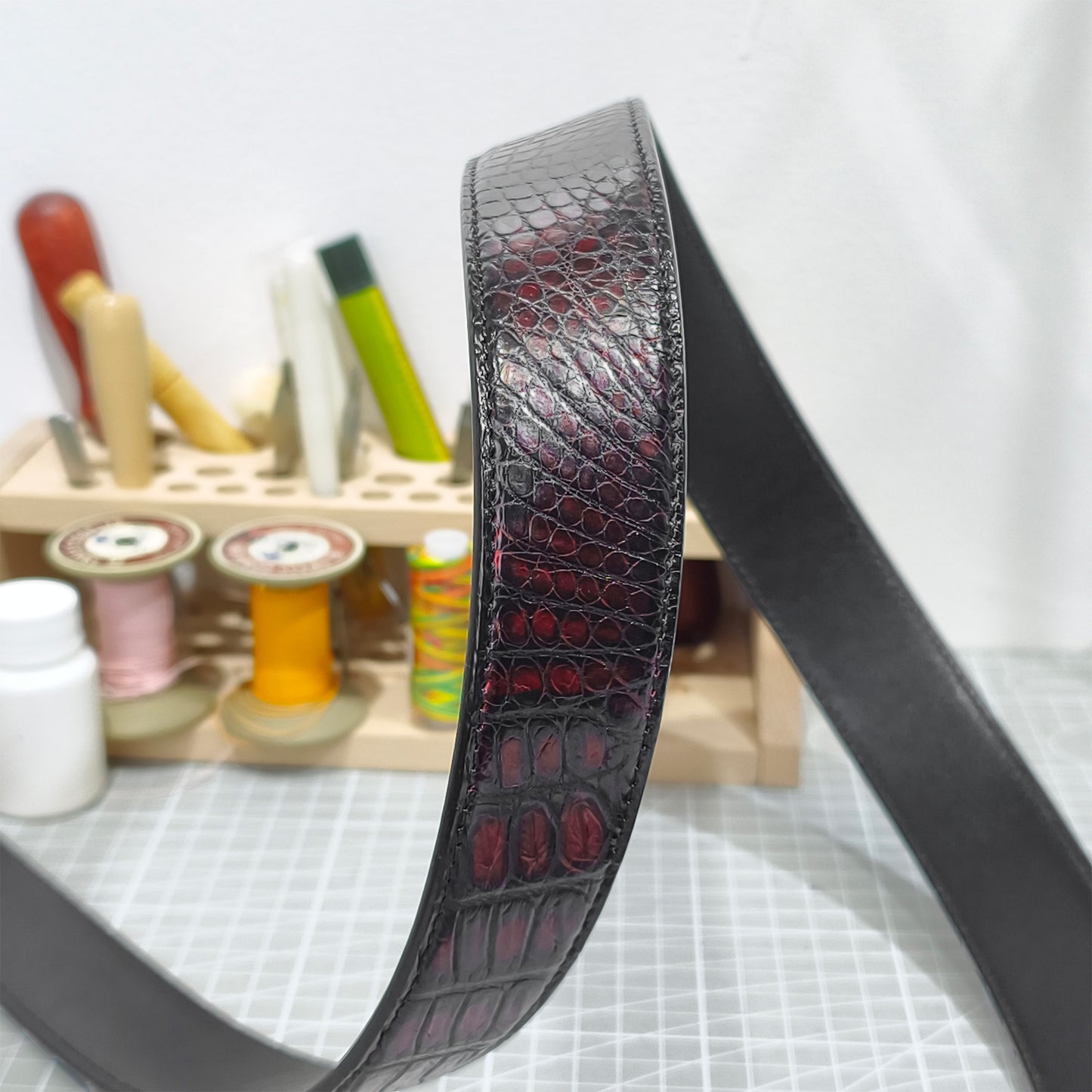 Handmade Genuine Alligator Belly Leather Pin Buckle Belt, Black & Burgundy High-Gloss Texture