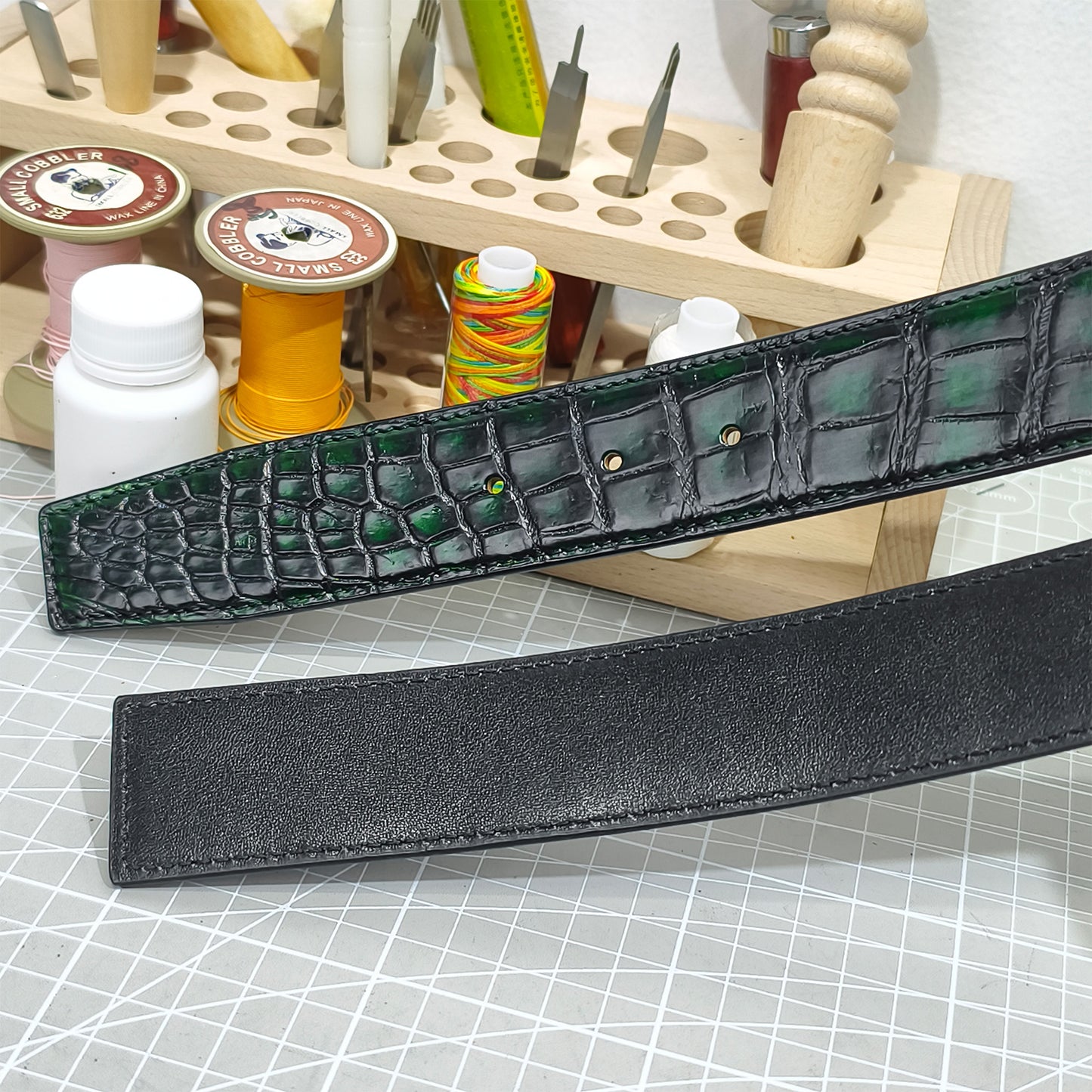 Handmade Genuine Alligator Belly Leather Pin Buckle Belt, Black & Emerald Green High-Gloss Texture