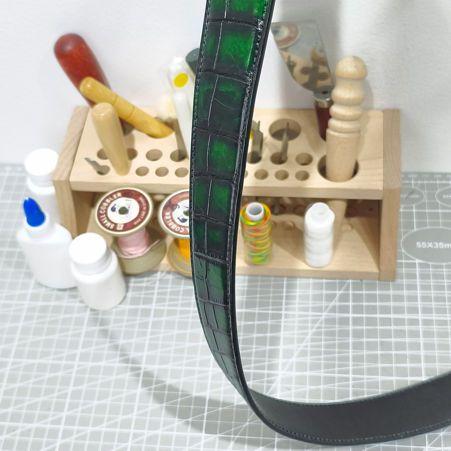 Handmade Genuine Alligator Belly Leather Pin Buckle Belt, Black & Emerald Green High-Gloss Texture