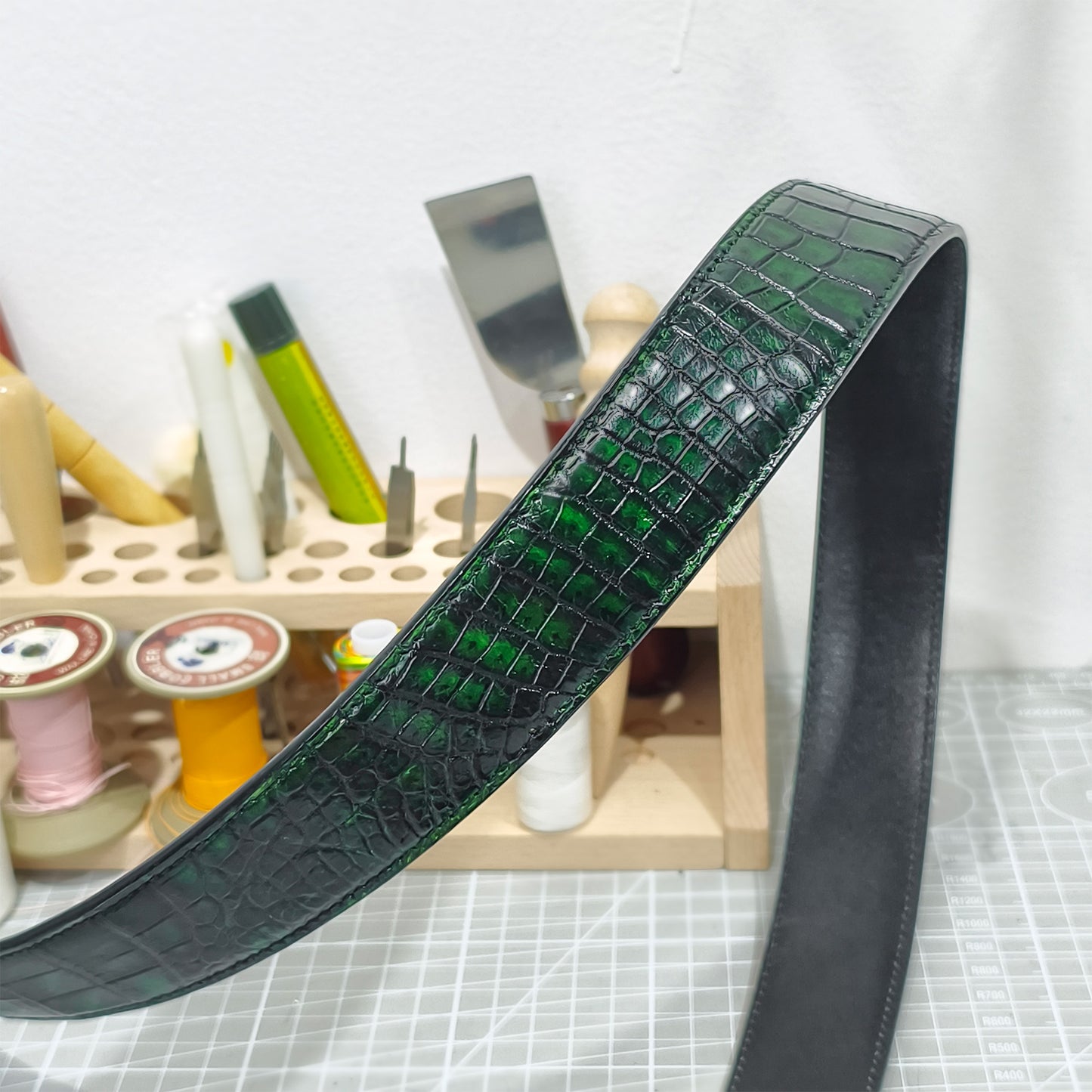 Handmade Genuine Alligator Belly Leather Pin Buckle Belt, Black & Emerald Green High-Gloss Texture
