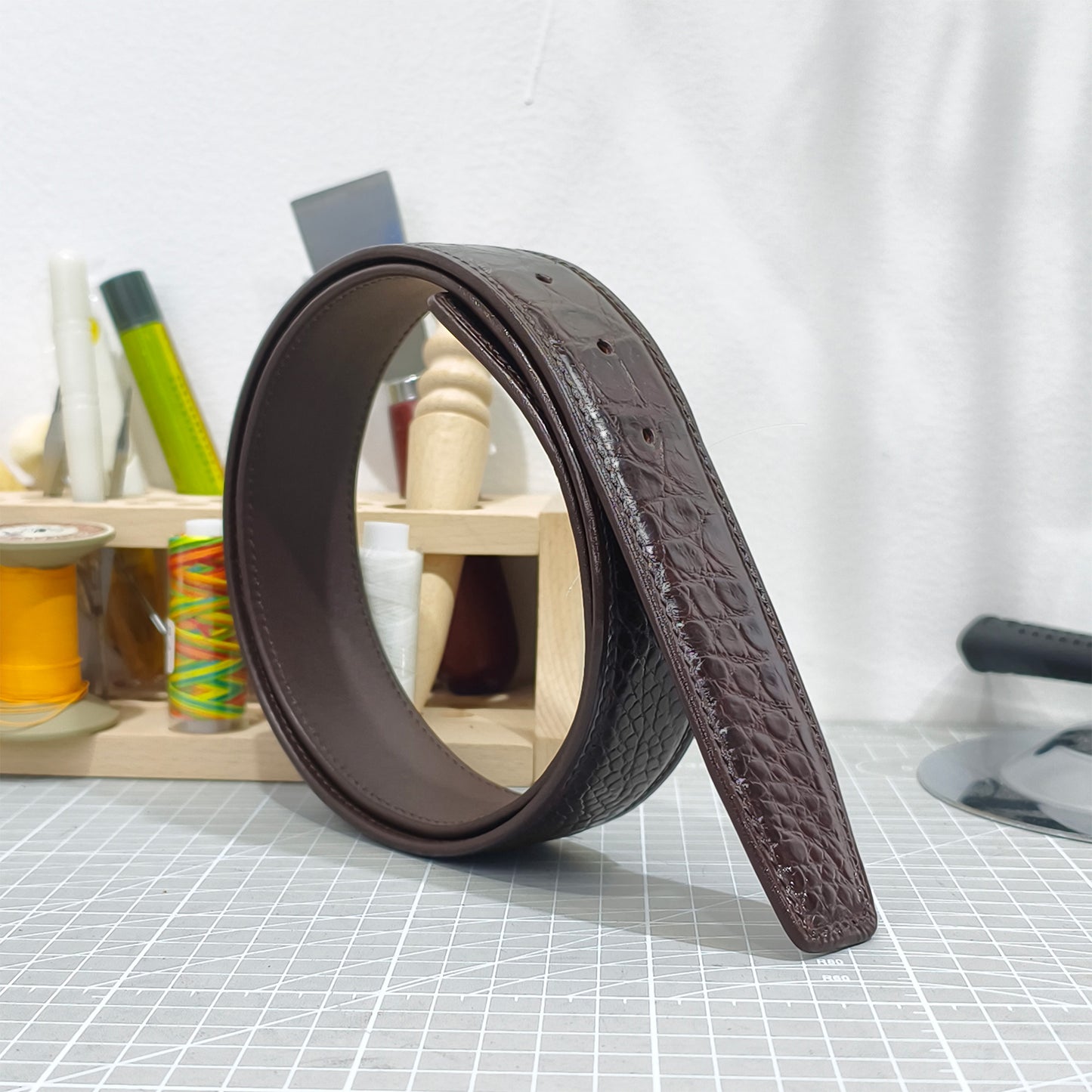 Handmade Genuine Alligator Belly Leather Pin Buckle Belt, Dark Brown High-Gloss Texture