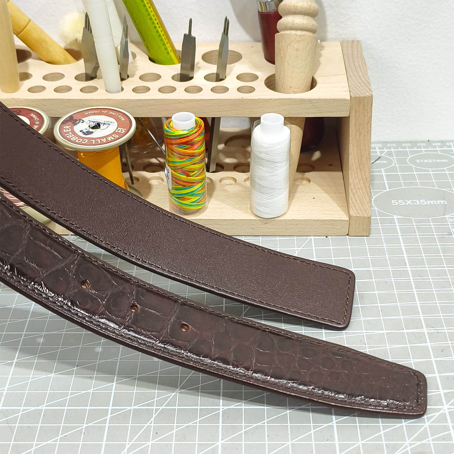 Handmade Genuine Alligator Belly Leather Pin Buckle Belt, Dark Brown High-Gloss Texture