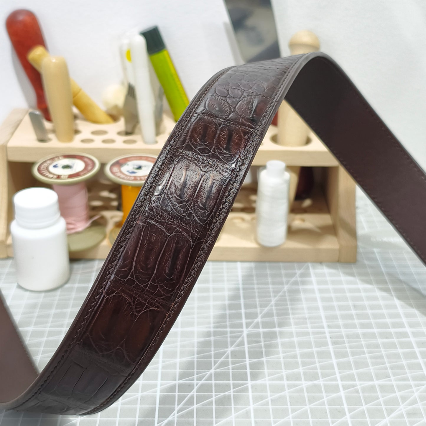 Handmade Genuine Alligator Belly Leather Pin Buckle Belt, Dark Brown High-Gloss Texture