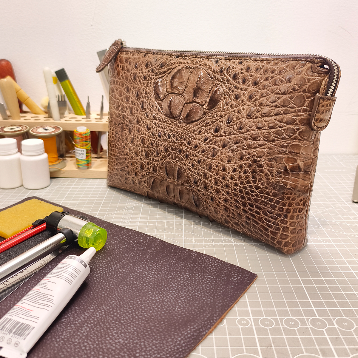 Handmade Genuine Alligator Clutch Bag, Glossy Brown Natural Texture Artisanal Zip-around Purse with Wrist Strap
