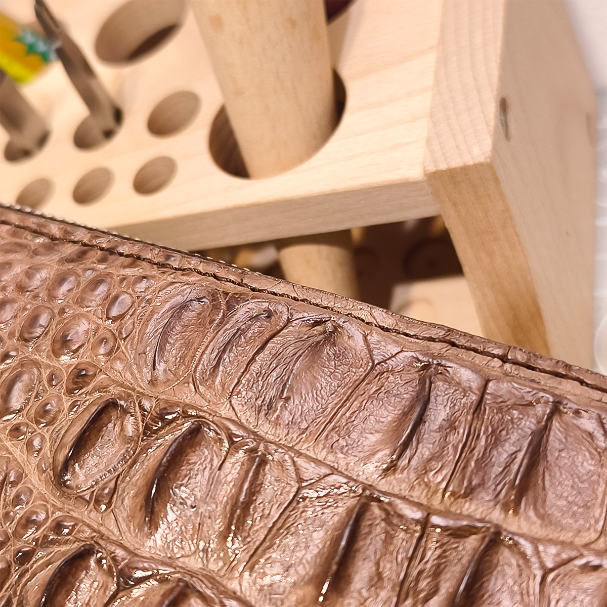 Handmade Genuine Alligator Clutch Bag, Glossy Brown Natural Texture Artisanal Zip-around Purse with Wrist Strap