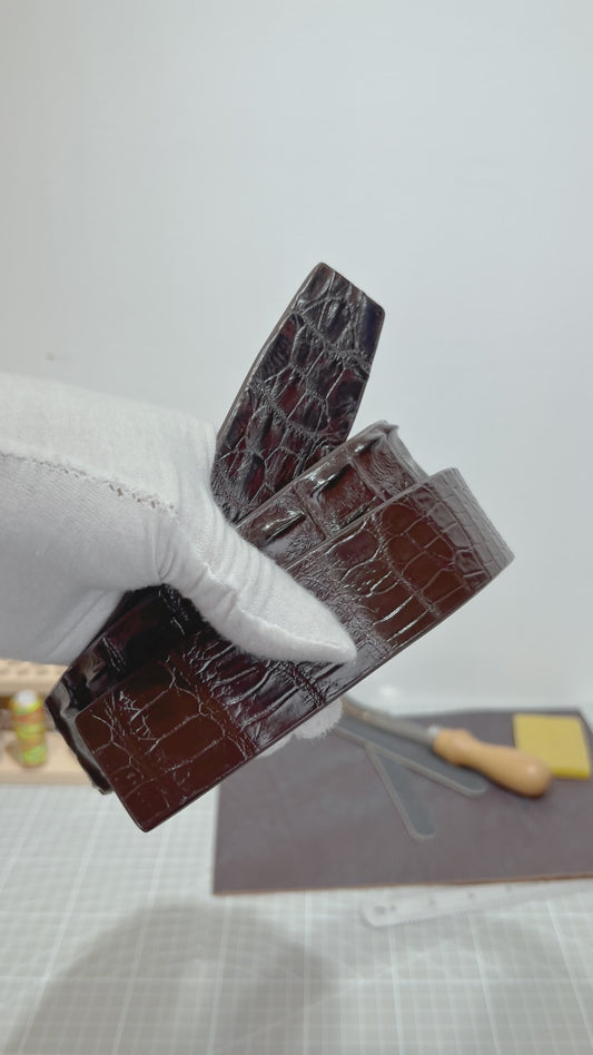 Handmade Genuine Alligator Horn Leather Pin Buckle Belt, Dark Brown High-Gloss Texture