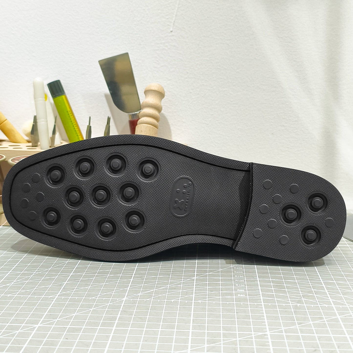 Handmade Genuine Alligator Leather Casual Oxfords, Glossy Black Business Shoes – Luxe Sporty Style & Artisanal Craftsmanship