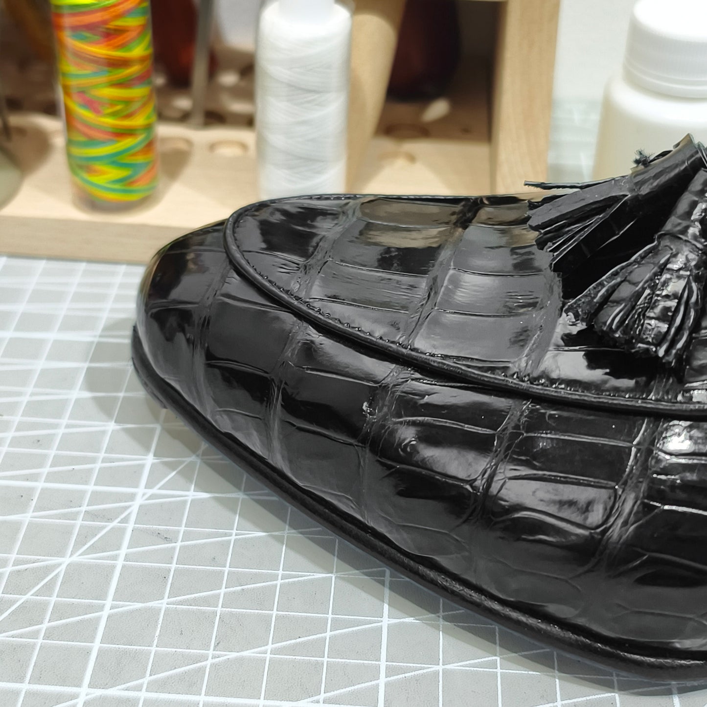 Handmade Genuine Alligator Leather Tassel Loafers, Glossy Black Shoes – Upscale Casual Luxury & Effortless Style