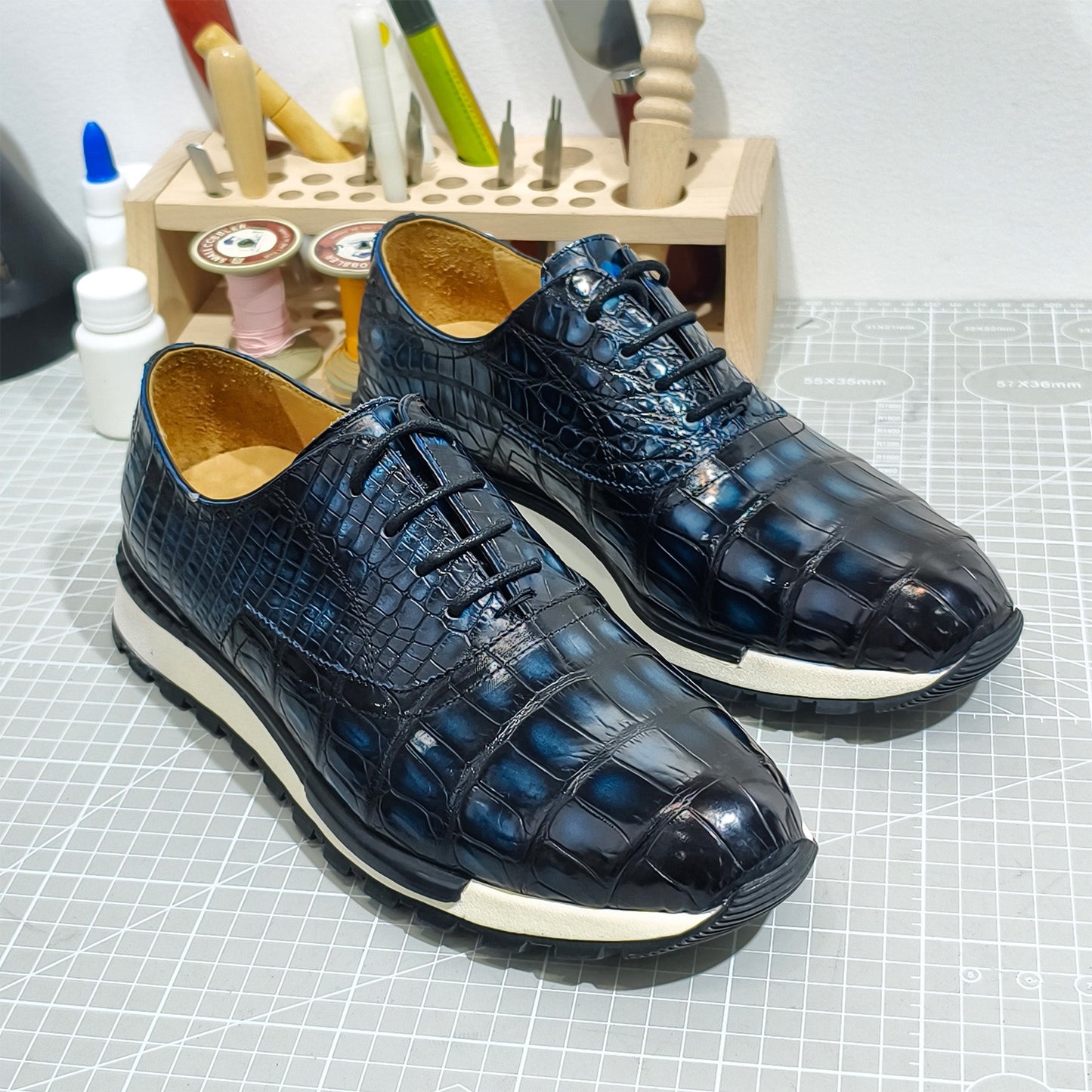 Handmade Genuine Alligator Leather Casual Sneakers, Gradient Blue – Luxe Sporty Style & Artisanal Craftsmanship Shoes