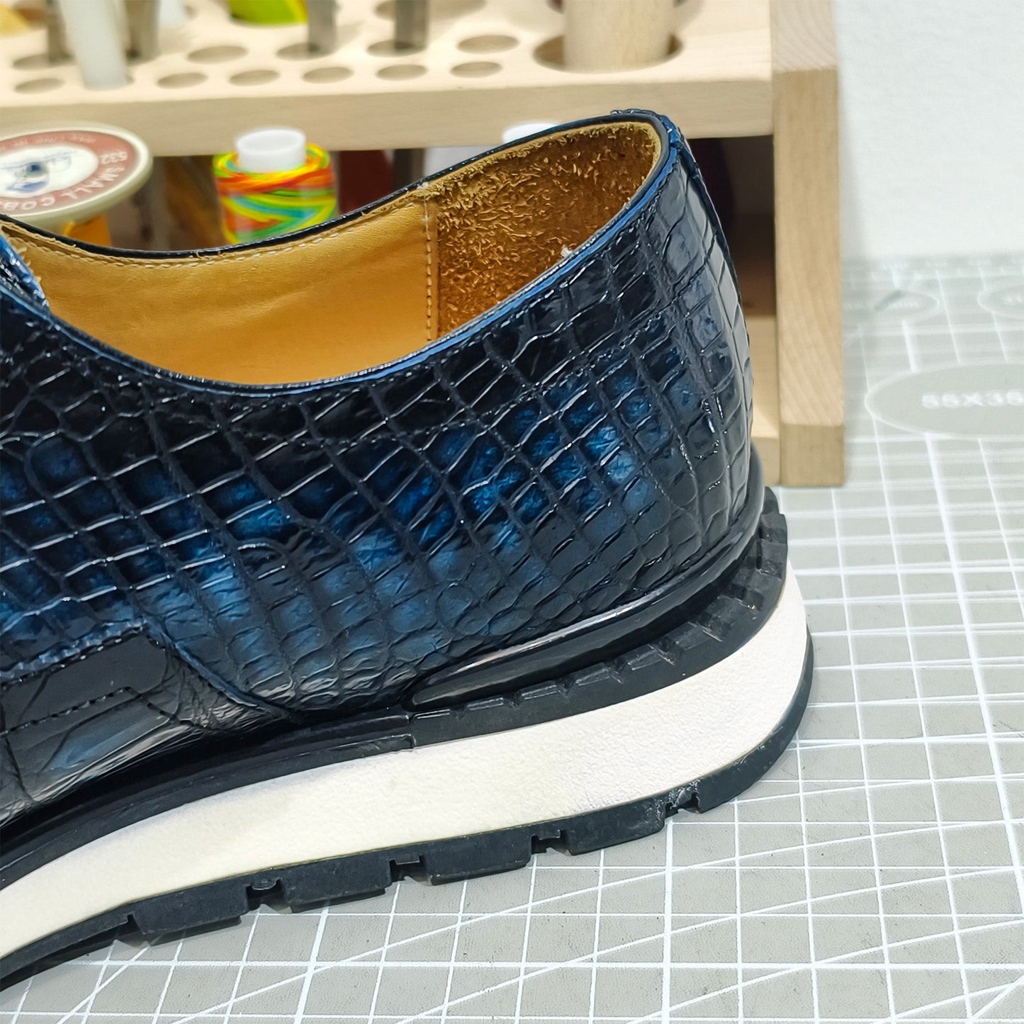 Handmade Genuine Alligator Leather Casual Sneakers, Gradient Blue – Luxe Sporty Style & Artisanal Craftsmanship Shoes