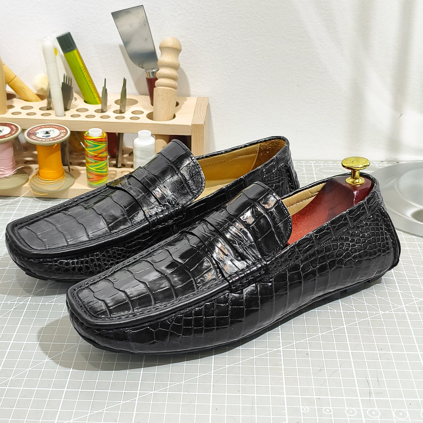 Handmade Genuine Alligator Belly Leather Penny Loafers, Glossy Black – Effortless Luxury & Daily Versatility Shoes