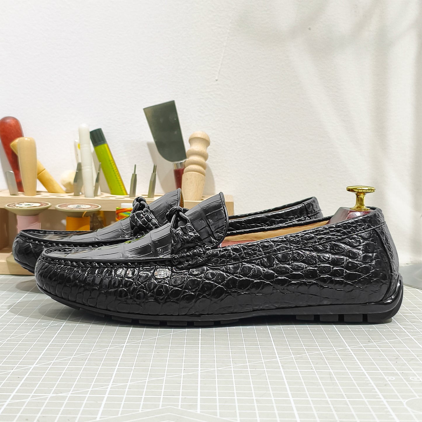 Handmade Genuine Alligator Belly Leather Knot Loafers Shoes, Glossy Black – Effortless Luxury & Daily Versatility