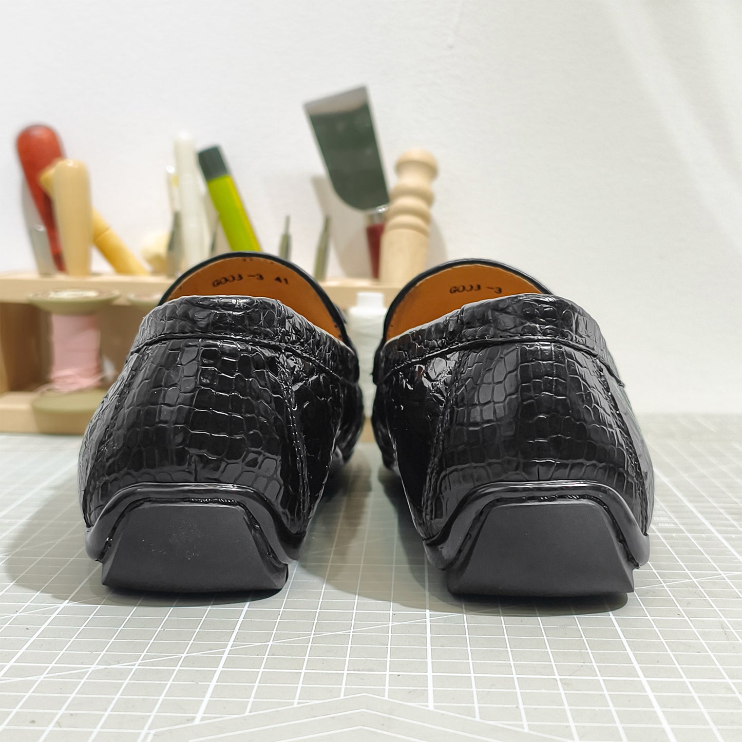 Handmade Genuine Alligator Belly Leather Knot Loafers Shoes, Glossy Black – Effortless Luxury & Daily Versatility