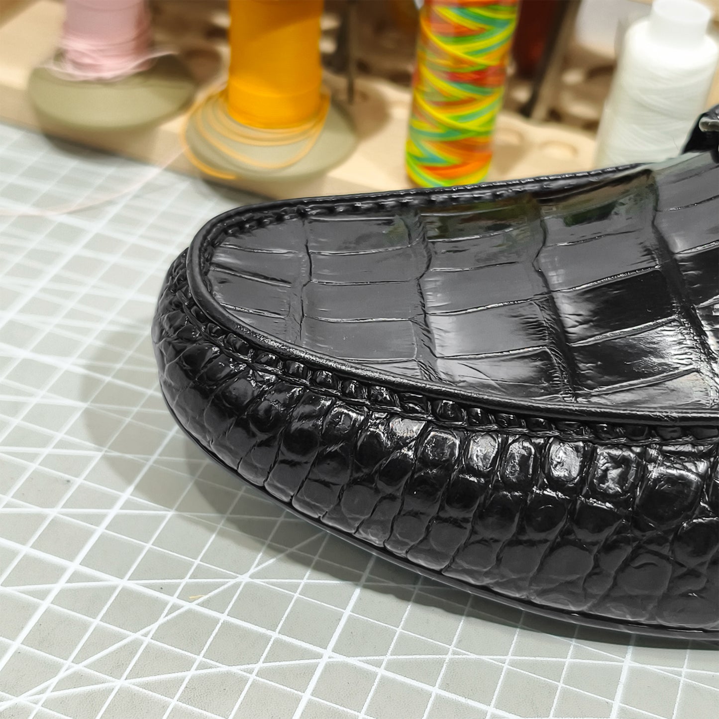 Handmade Genuine Alligator Belly Leather Knot Loafers Shoes, Glossy Black – Effortless Luxury & Daily Versatility