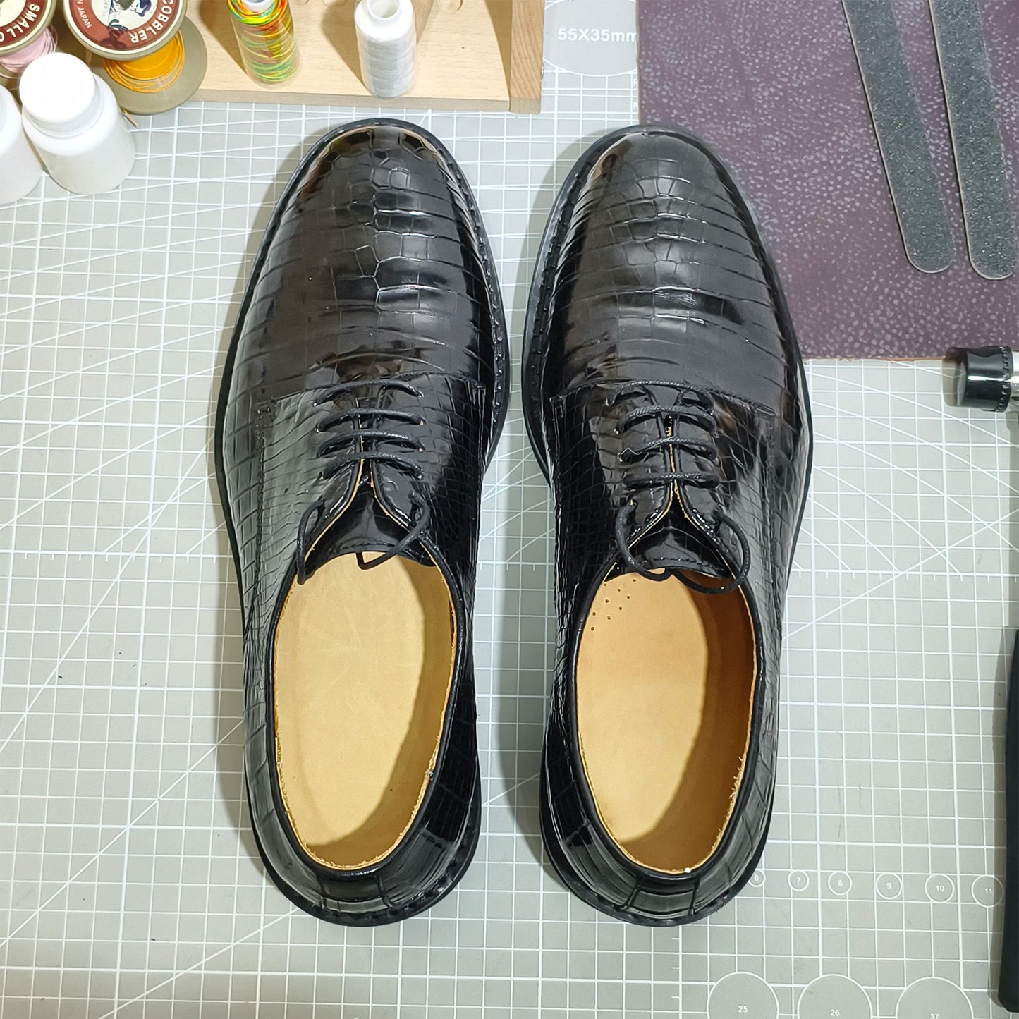 Handmade Genuine Alligator Leather Oxford Shoes, Glossy Black with Premium Artisanal Details