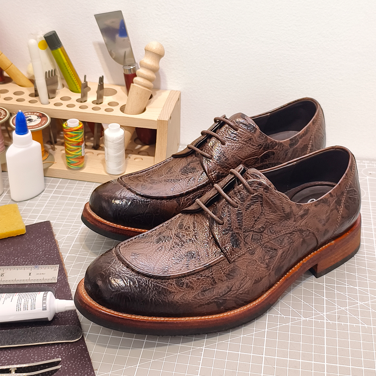 Handmade Genuine Bison Leather Oxford Shoes, Dark Brown Textured