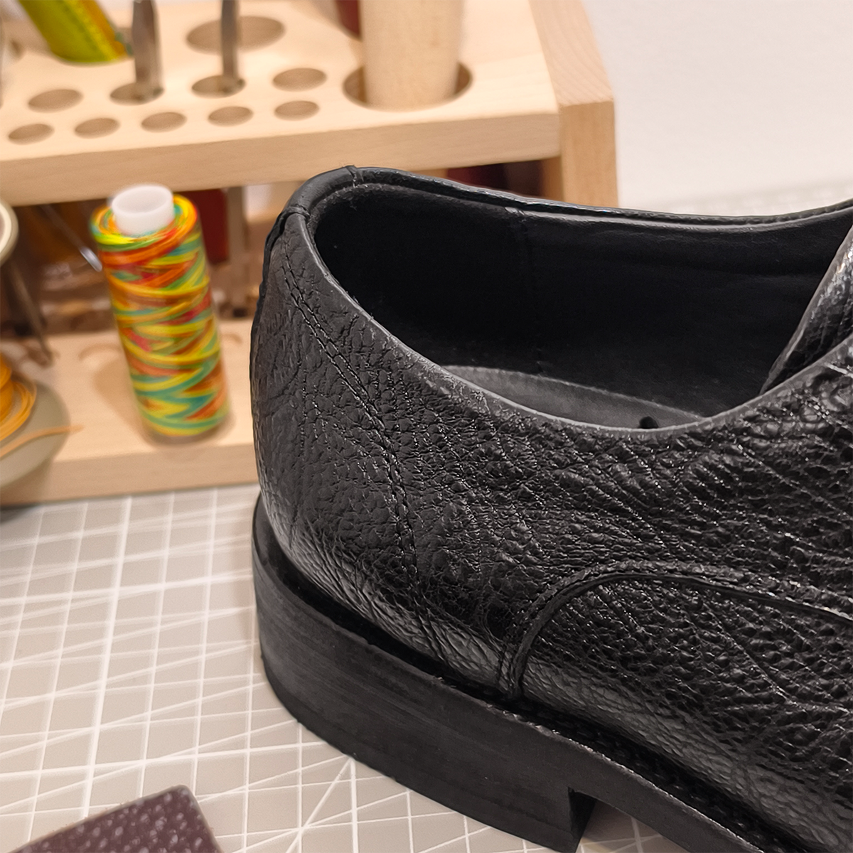 Handmade Genuine Bison Leather Oxford Shoes, Sleek Black Textured
