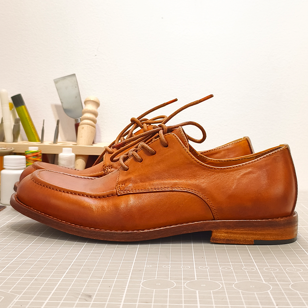 Handmade Genuine Horse Leather Oxford Shoes, Rich Tan Design with Real Leather Sole