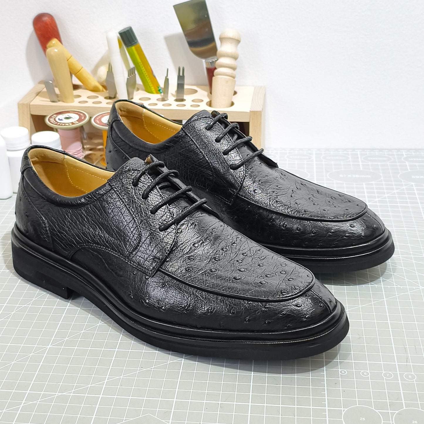Handmade Genuine Ostrich Leather Oxford Shoes, Rich Brown – Branded Sole & Dual Color Options