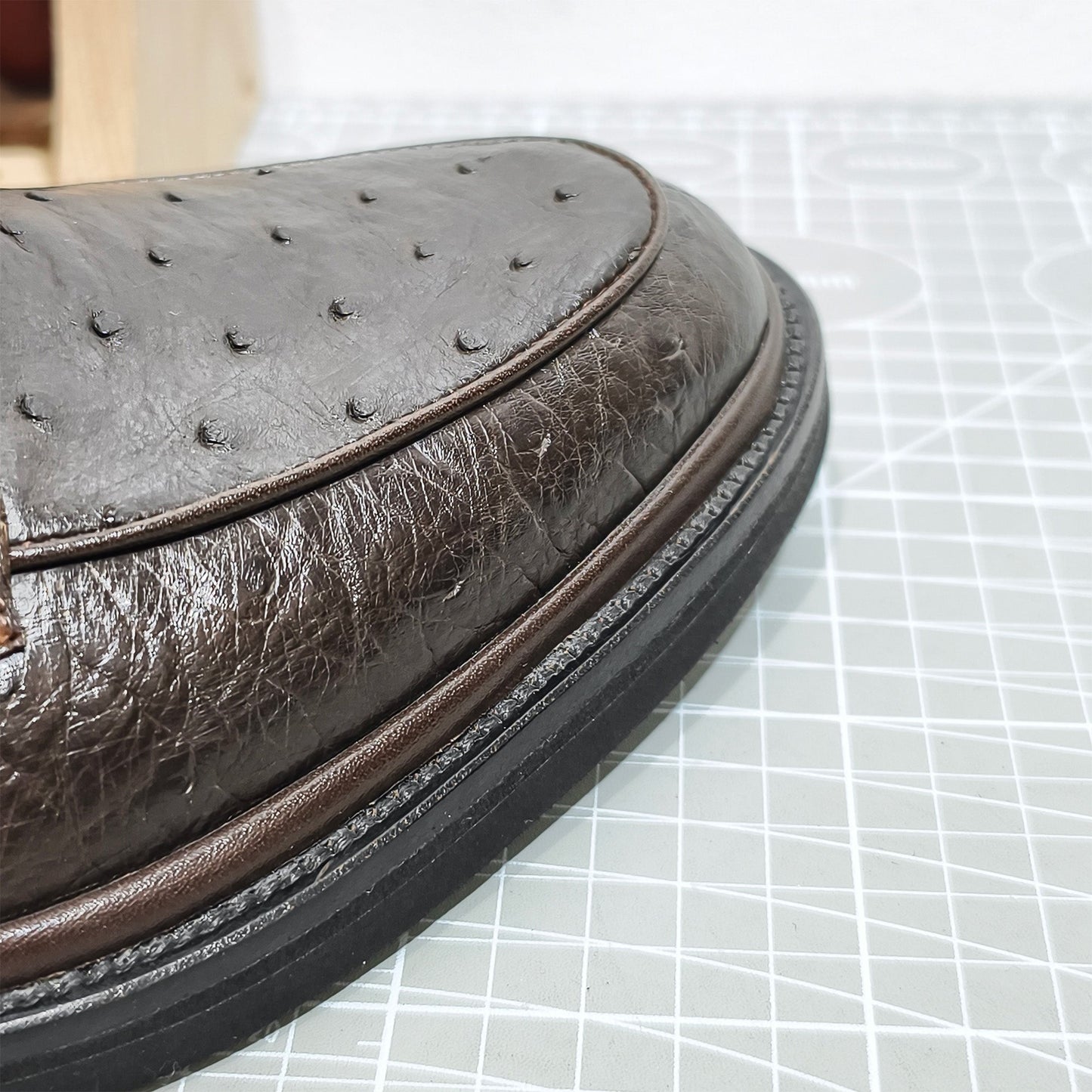 Handmade Genuine Ostrich Leather Oxford Shoes, Rich Brown – Branded Sole & Dual Color Options