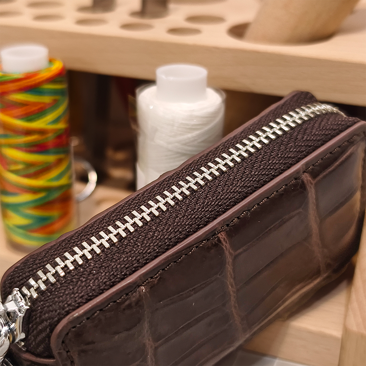 Handmade Genuine Alligator Leather Car Key Fob Case Protector, Glossy Brown Natural Texture Artisanal Zip-around Design with Keychain