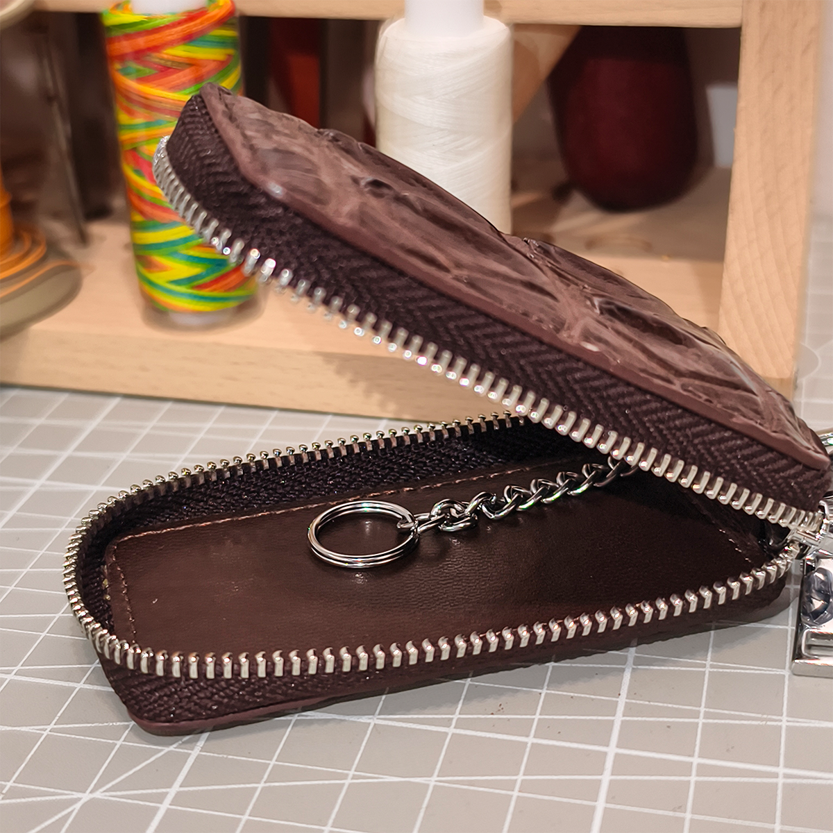Handmade Genuine Alligator Leather Car Key Fob Case Protector, Glossy Brown Natural Texture Artisanal Zip-around Design with Keychain
