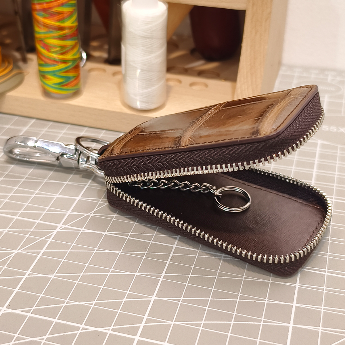 Handmade Genuine Alligator Leather Car Key Fob Case Protector, Glossy Brown Natural Texture Artisanal Zip-around Design with Keychain