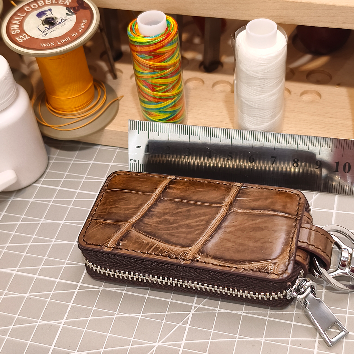 Handmade Genuine Alligator Leather Car Key Fob Case Protector, Glossy Brown Natural Texture Artisanal Zip-around Design with Keychain