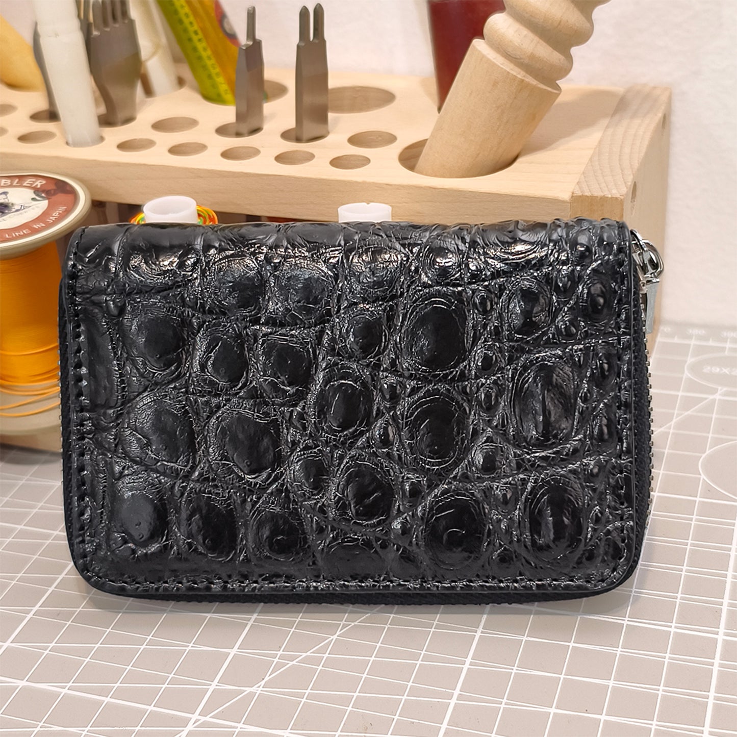 Handmade Genuine Alligator Leather Card & Keys Wallet Case : Glossy Black with Built-in Hooks