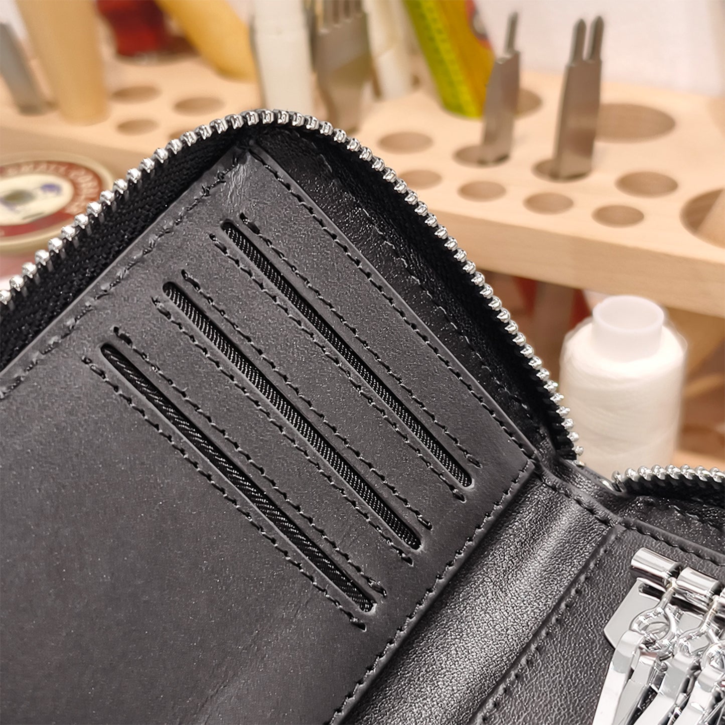 Handmade Genuine Alligator Leather Card & Keys Wallet Case : Glossy Black with Built-in Hooks