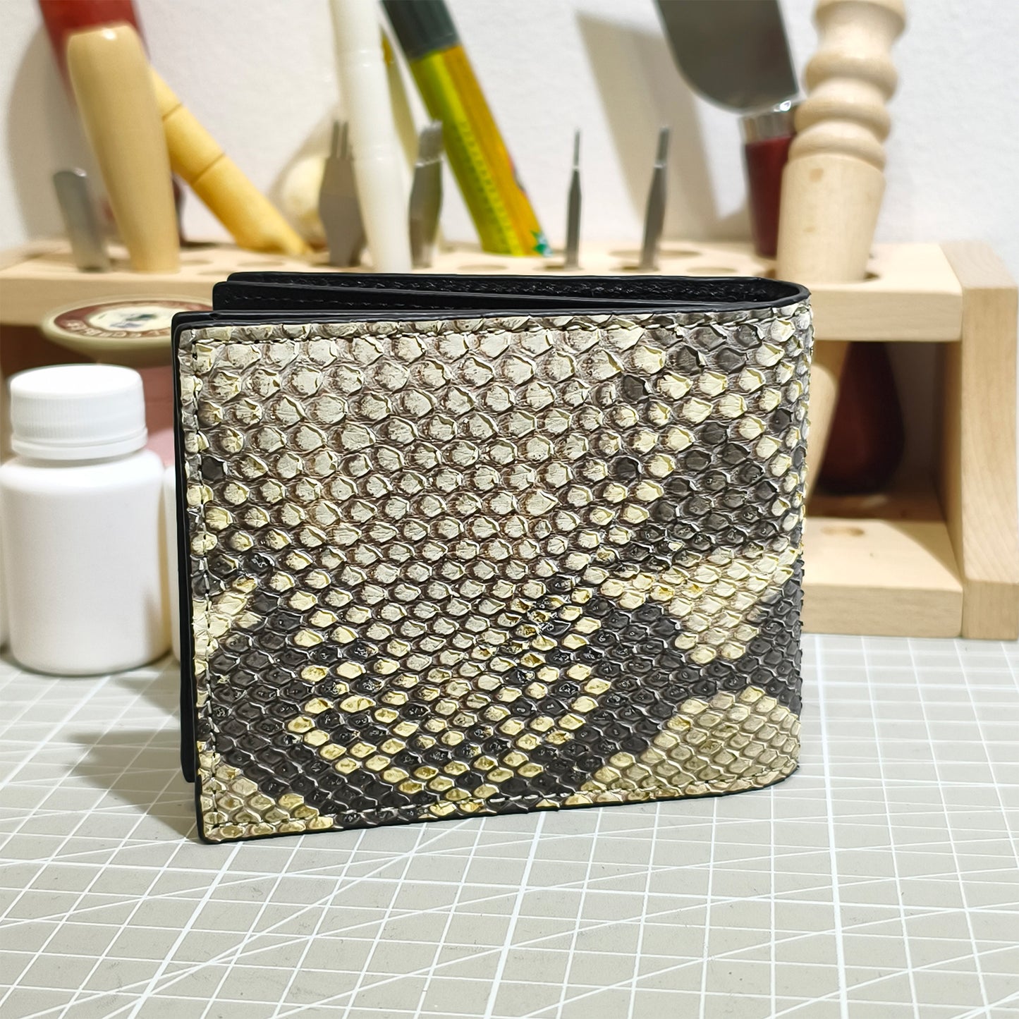 Handmade Genuine Python Leather Bi-fold Wallet: Exotic Natural Scale Texture with Multi-Compartment