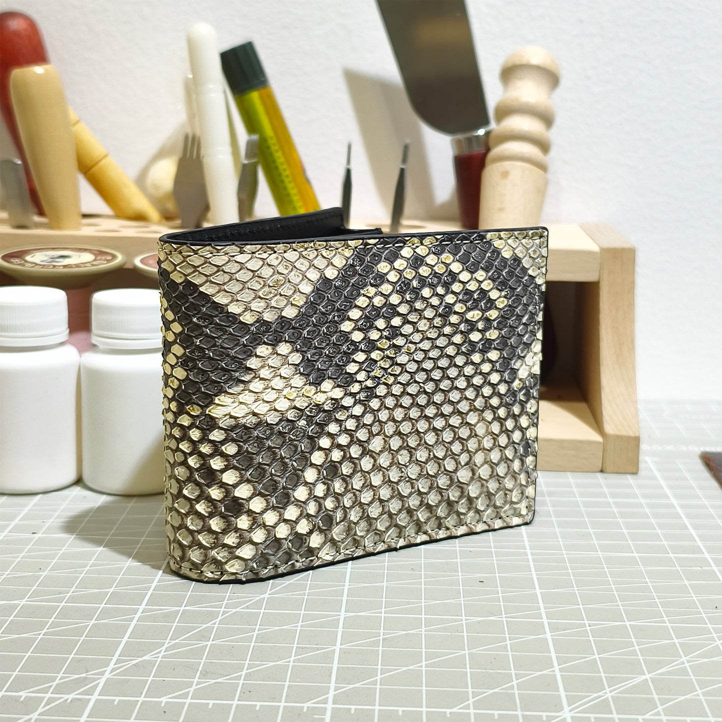 Handmade Genuine Python Leather Bi-fold Wallet: Exotic Natural Scale Texture with Multi-Compartment