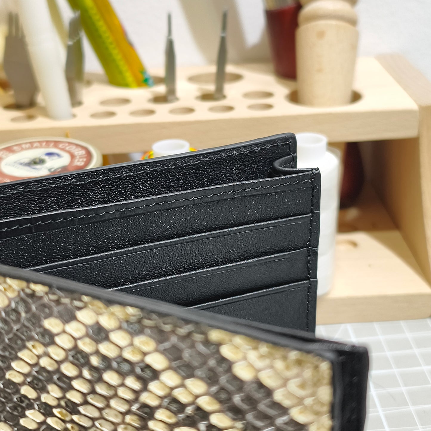 Handmade Genuine Python Leather Bi-fold Wallet: Exotic Natural Scale Texture with Multi-Compartment